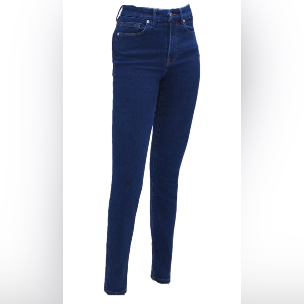 Good American Always Fits skinnier Jean dark wash